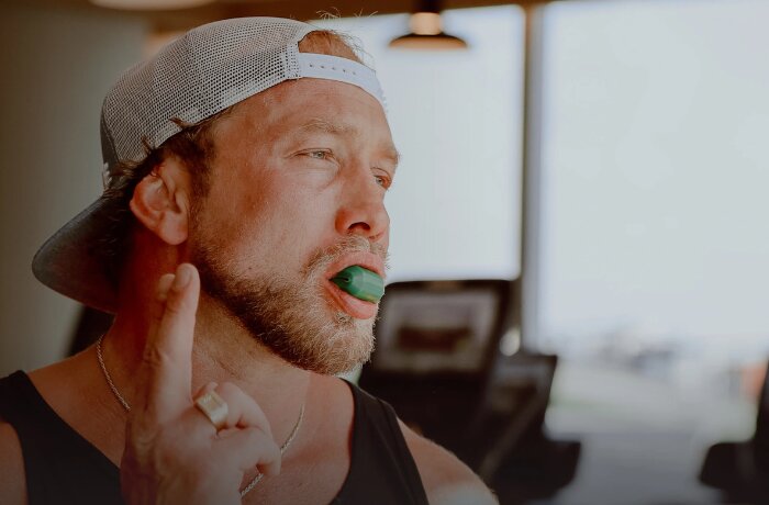jaw exercises for men